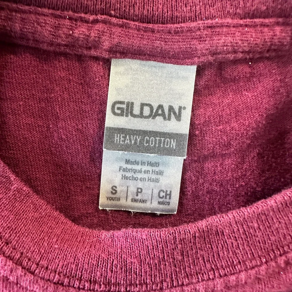 Gildan Miami Beach Florida Wave Graphic T Shirt Youth Small Maroon Souvenir Tee
